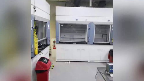 通風(fēng)柜,作為實驗室中不可或缺的安全防護(hù)設(shè)備